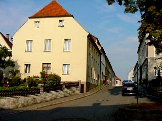 EntrancetoJ.jpg