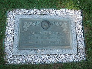 KOGUT-Bella-F