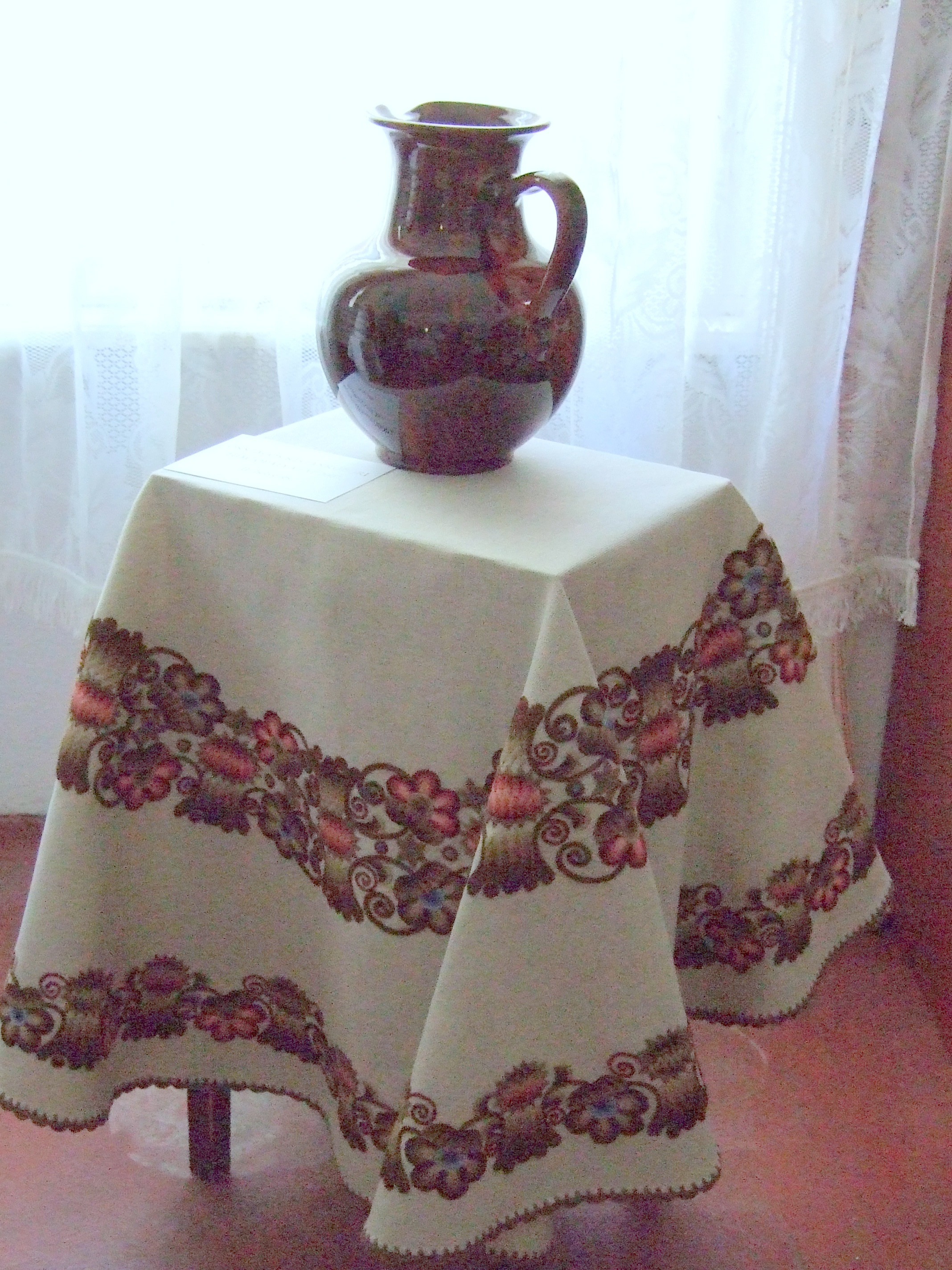 pottery and
lace