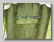 Holubyne-Cemetery-stone-409b