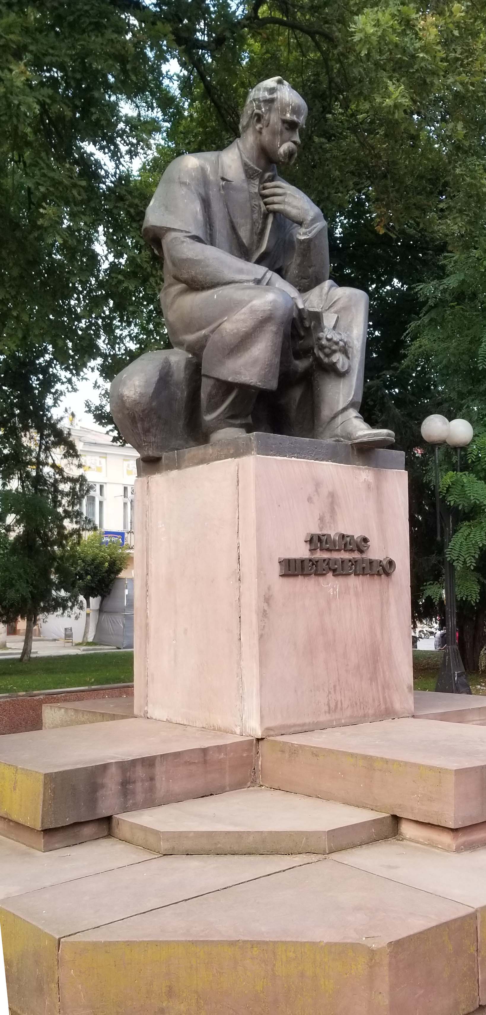 Statue of Ivano Franco