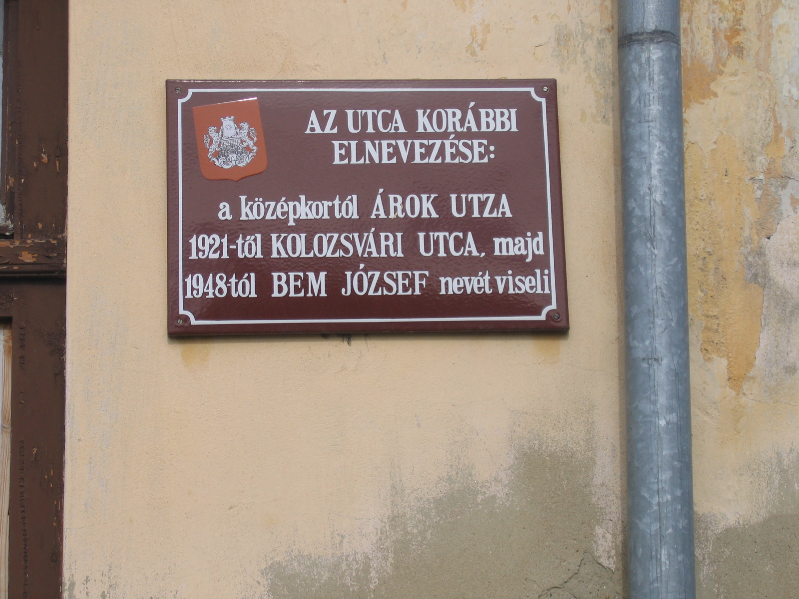 Kormend ghetto
            street sign