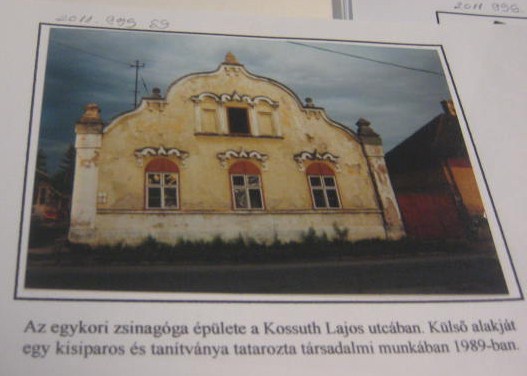 old
                  synagogue