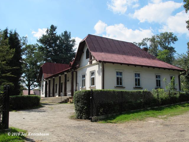 Renovated
manor house