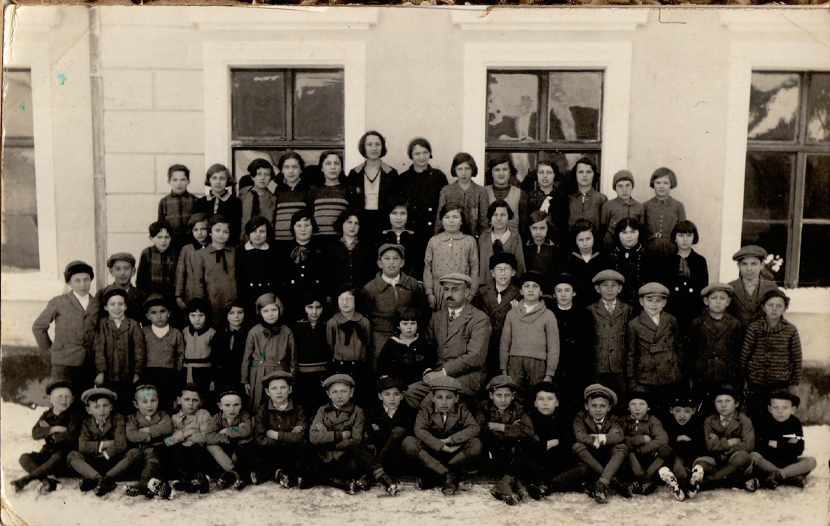 School
1930s