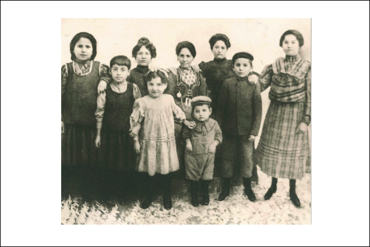 Children of Shiman and Anna Goldseker. 