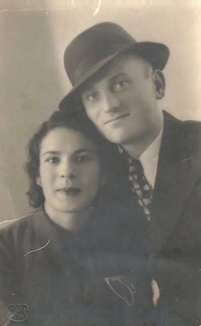 Wolf Jablanovich and Nechama Hirshberg
Jablanovich