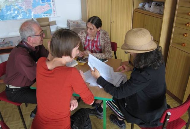 Tamara with Katarzyna, Victor and
                                Blanka in Narewka