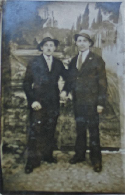 Polojko
Brothers