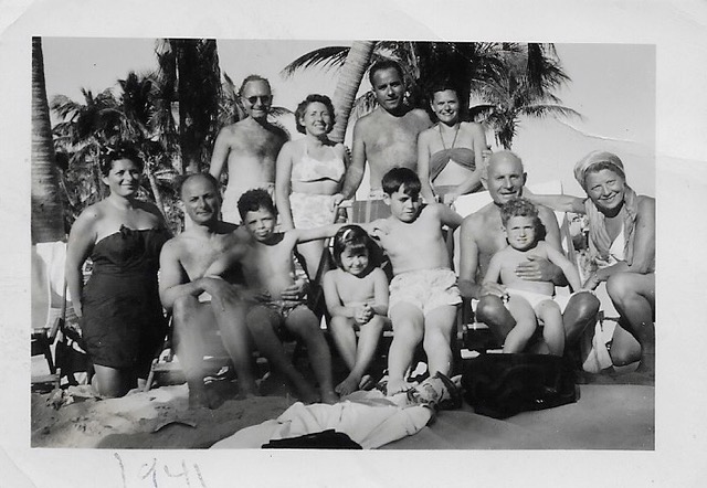 Abraham Wolfson and Wolfson Family in
Miami