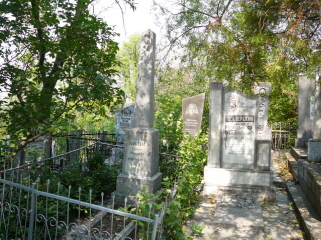Large Grave 7