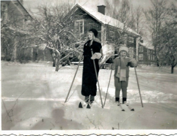 Gunther with Regnhild
Gustafson, the Farmer's Daughter