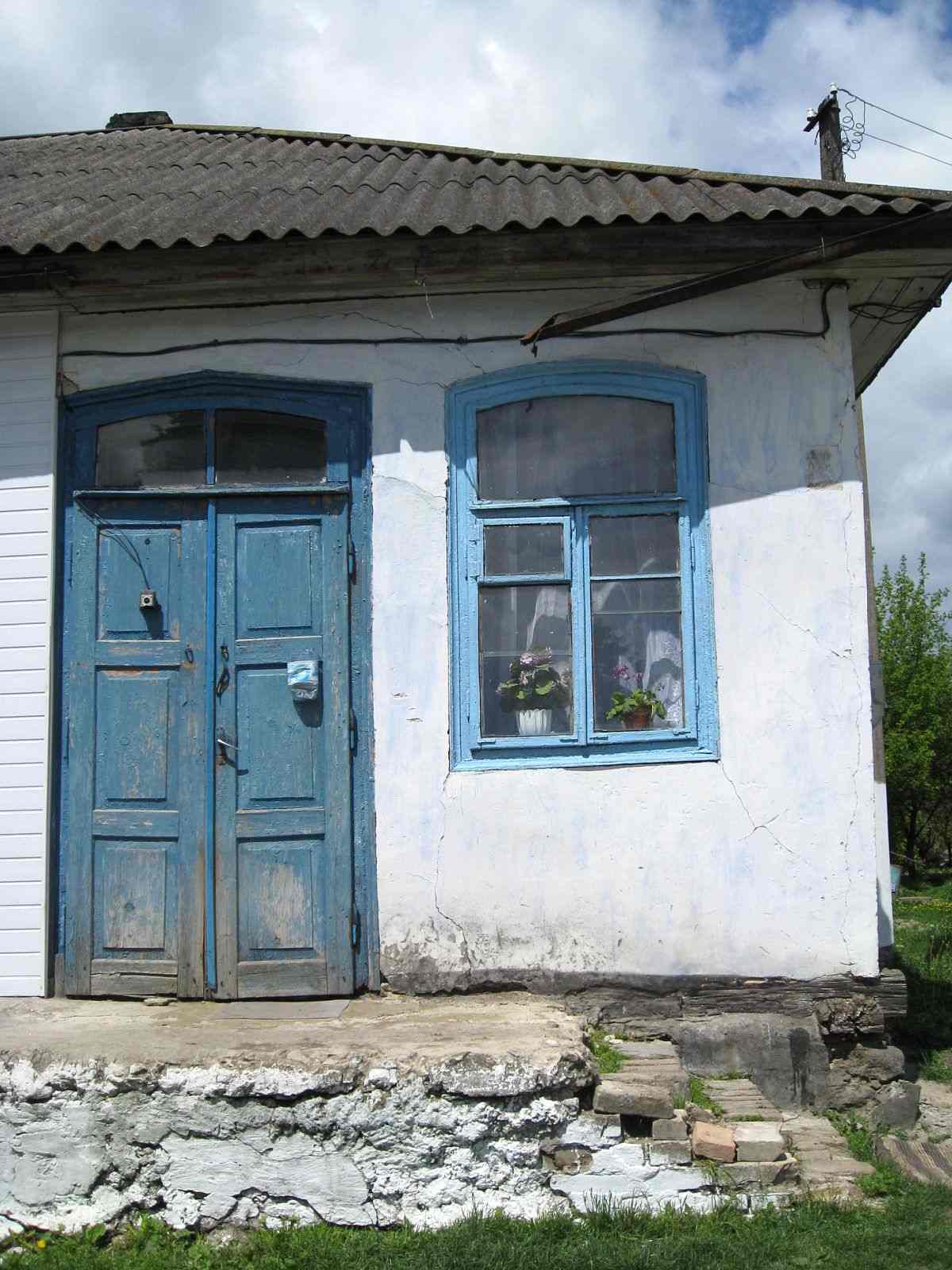 Shumsk building