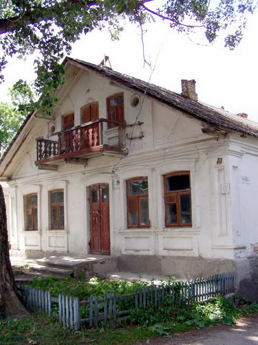 Shumsk house