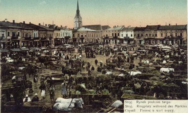Another view of the Rynek