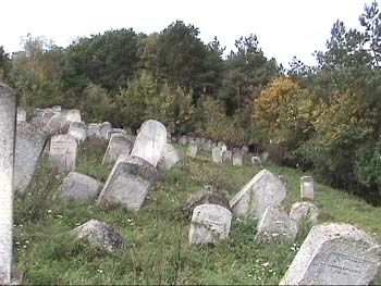33CemeteryStonesOnHill