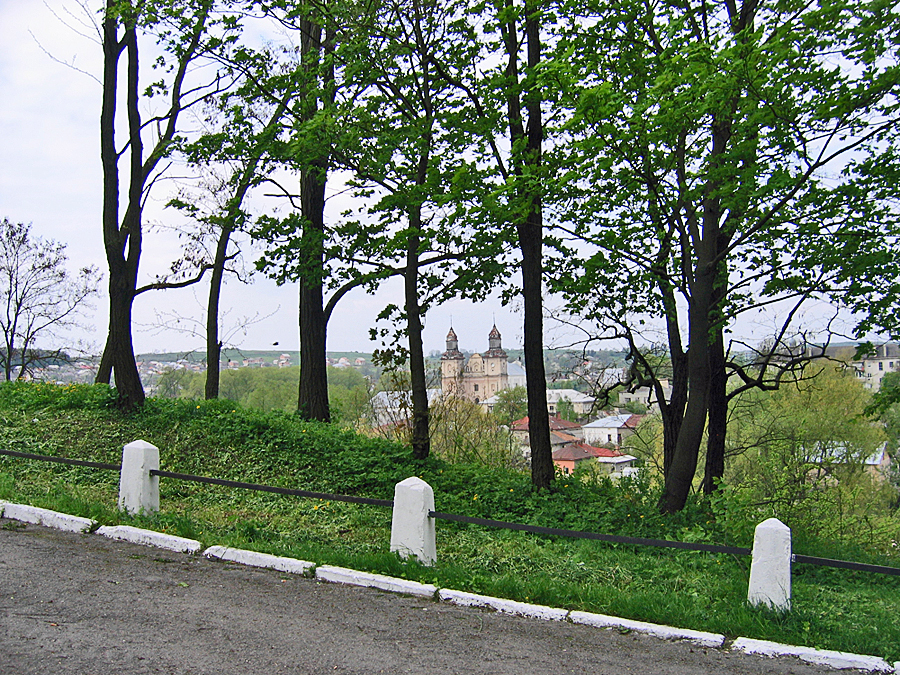 zbaraz_0078_town_center.jpg (1 Mbyte)
