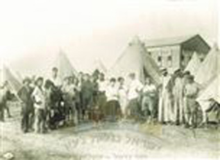 Camp during salt aggregation