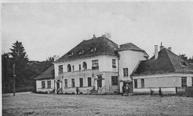 offices.jpg (28803 bytes)