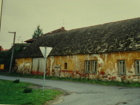 William Steiner lived in this house circa 1850.