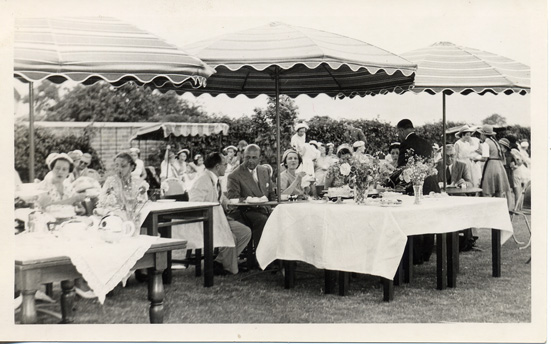 Garden Party at the Swimming Bath