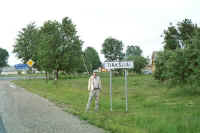 AA_366511_008