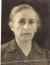 Nechama_Dolinko_nee_Guttensky.jpg (41458 bytes)