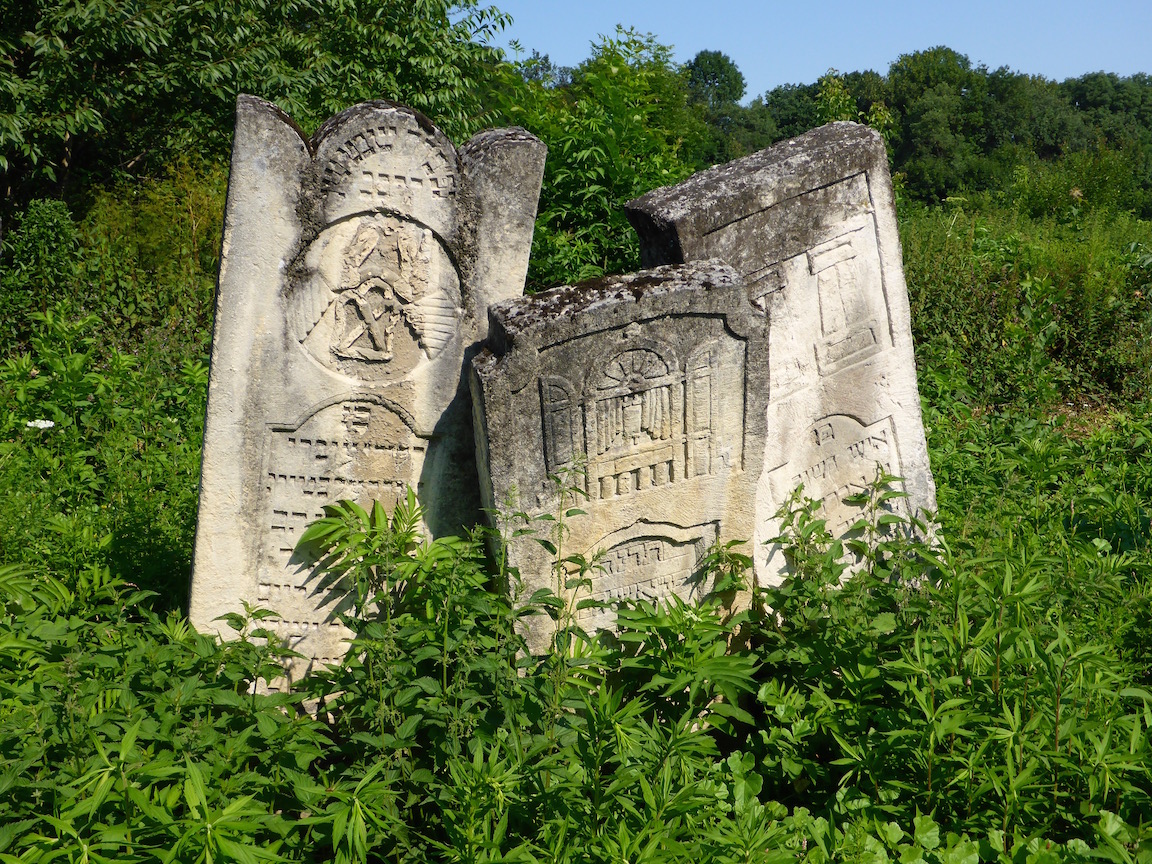 cemetery022