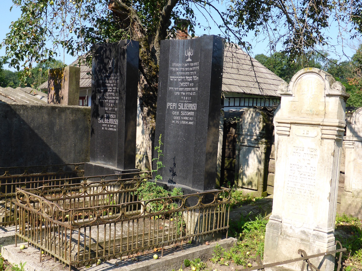 cemetery042