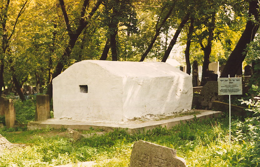 p018