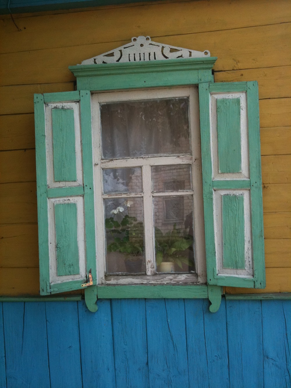 House
                Window Closeup