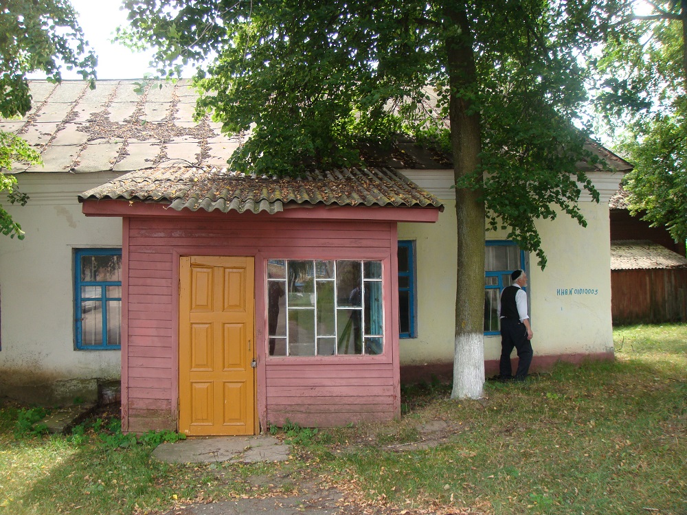 Synagogue 17th
century side building used by gabbai