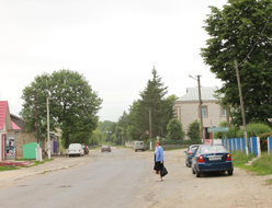 Main St. shopping